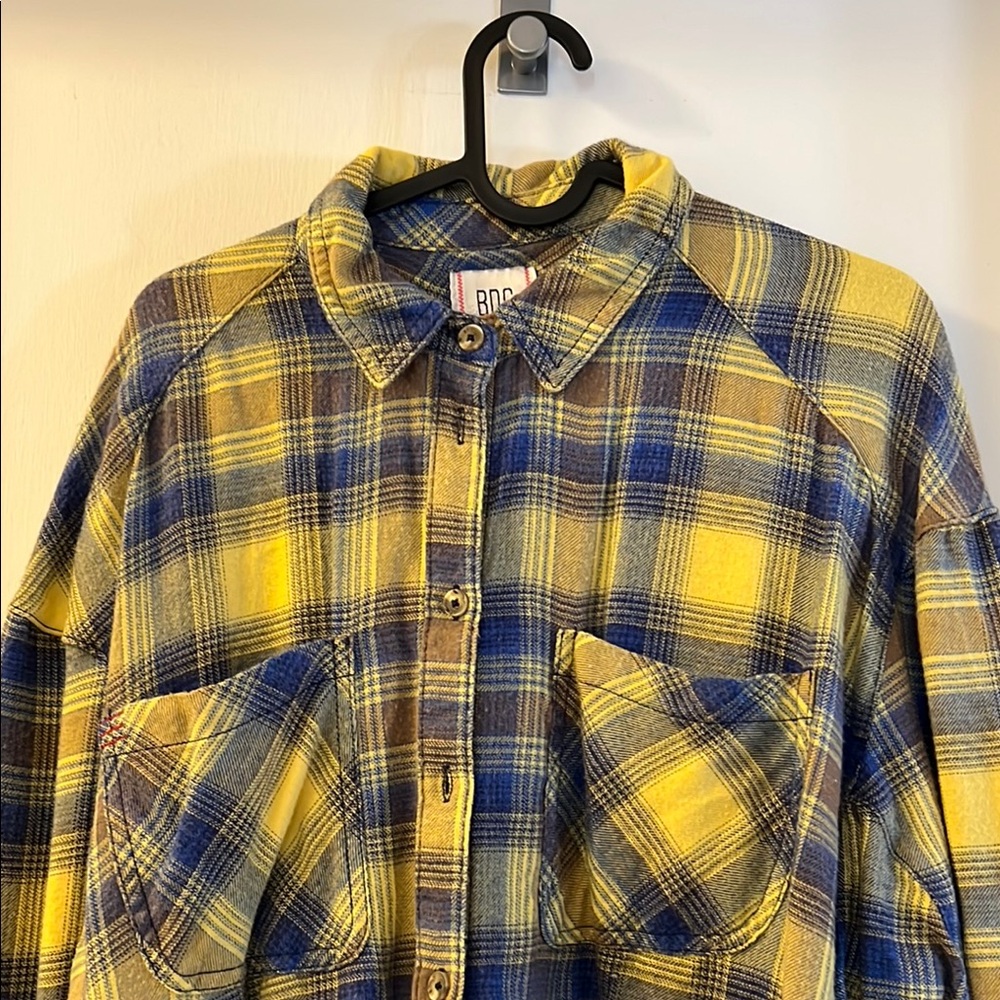 Plaid Button-Up Shirt. EUC - Picture 2 of 5